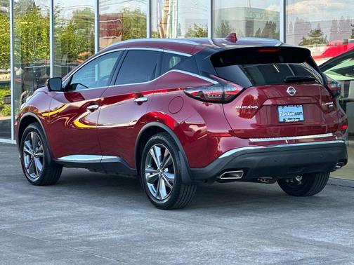 Cayenne Red Pearl 2019 Nissan Murano Platinum