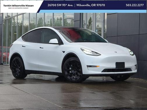 2022 Tesla Model Y Long Range Dual Motor All-Wheel Drive