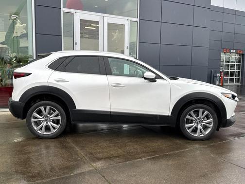 2022 Mazda CX-30 2.5 S Select Package