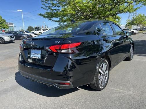 2023 Nissan Versa 1.6 SV