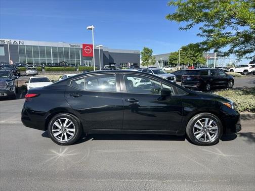 2023 Nissan Versa 1.6 SV