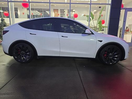 2022 Tesla Model Y Performance Dual Motor All-Wheel Drive