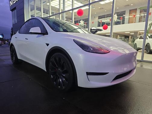 2022 Tesla Model Y Performance Dual Motor All-Wheel Drive
