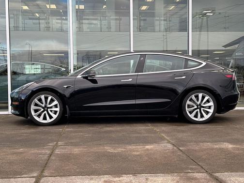 2020 Tesla Model 3 Standard Range