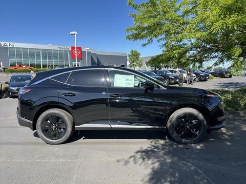 2025 Nissan Murano SV