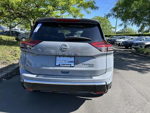 2025 Nissan Rogue Platinum