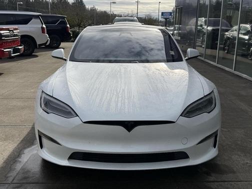 2022 Tesla Model S Base