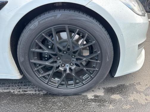 2022 Tesla Model S Base