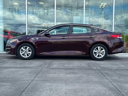 Sangria 2018 Kia Optima LX