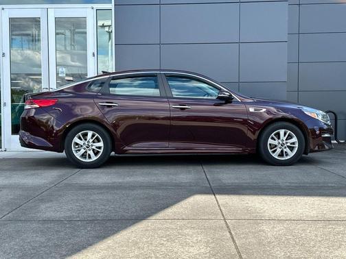 Sangria 2018 Kia Optima LX