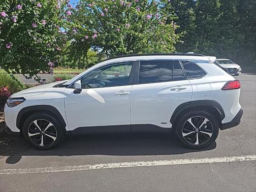 2024 Toyota Corolla Hybrid SE