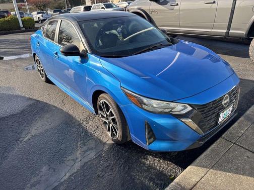 Electric Blue Metallic/Super Black 2024 Nissan Sentra SR