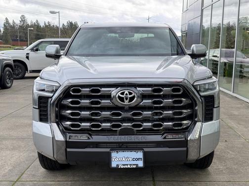 2024 Toyota Tundra Platinum