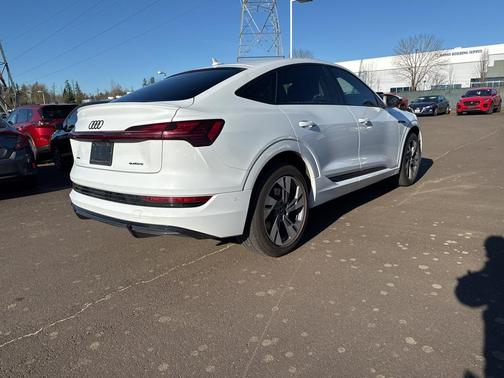 2022 Audi e-tron Sportback S line Premium