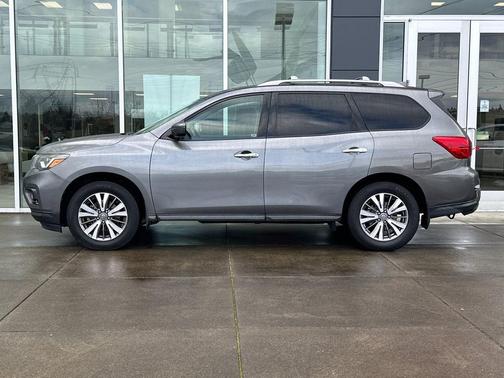 2020 Nissan Pathfinder SV 4WD