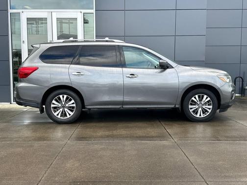 2020 Nissan Pathfinder SV 4WD