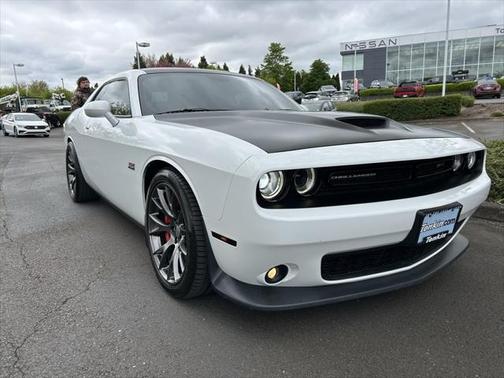 2017 Dodge Challenger SRT 392
