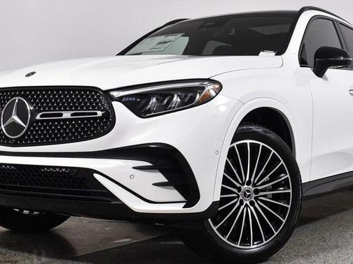 2025 Mercedes-Benz GLC 300 Base