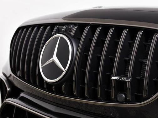 2025 Mercedes-Benz AMG S 63 E Base