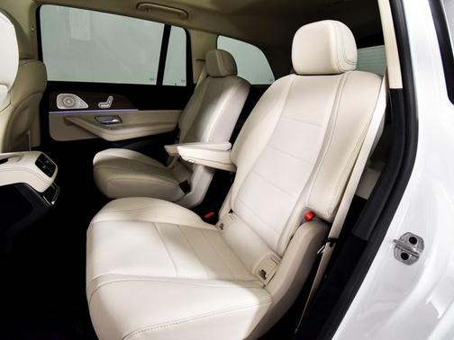 MANUFAKTUR Moonlight Whit 2026 Mercedes-Benz GLS 450 GLS 450