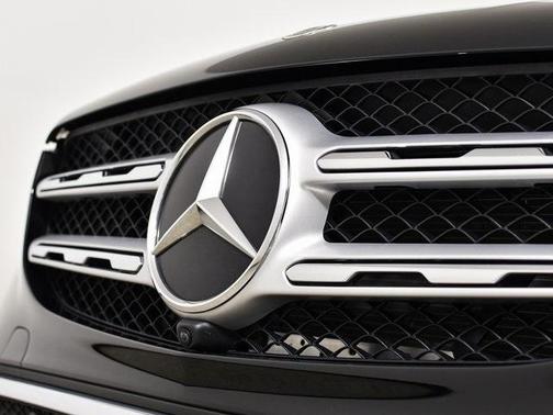 2022 Mercedes-Benz GLC 300 Base