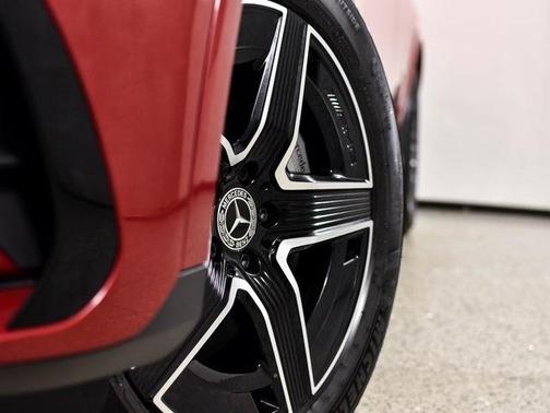 2025 Mercedes-Benz GLC 300 Base