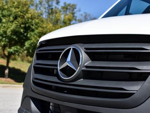 2025 Mercedes-Benz Sprinter 2500 High Roof