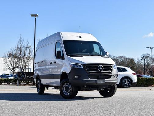Artic White 2024 Mercedes-Benz Sprinter 2500 Cargo 144 WB