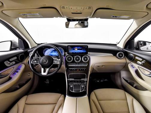 2022 Mercedes-Benz GLC 300 