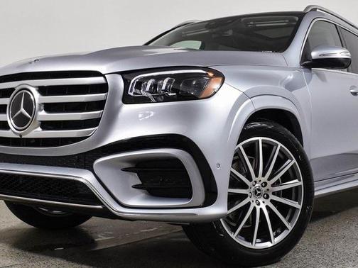 2025 Mercedes-Benz GLS 450 4MATIC