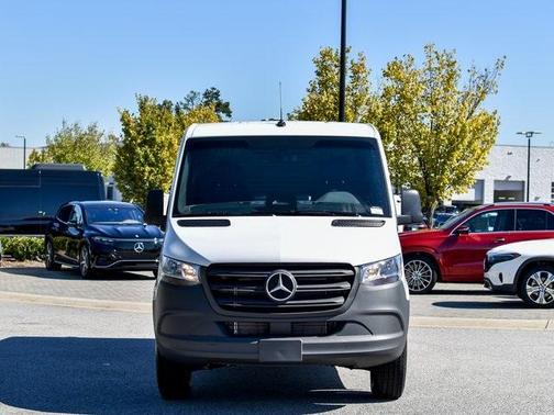 2025 Mercedes-Benz Sprinter 2500 Standard Roof