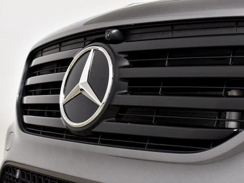 2025 Mercedes-Benz GLB 250 Base