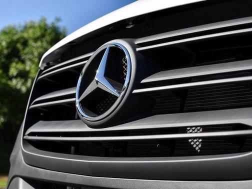 2025 Mercedes-Benz Sprinter 2500 Standard Roof