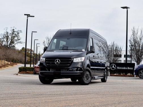 Jet Black 2026 Mercedes-Benz Sprinter 2500 170 WB