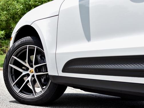 White 2025 Porsche Macan