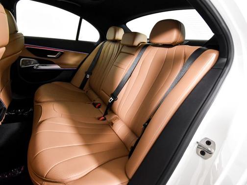 Polar White 2026 Mercedes-Benz E-Class E 450