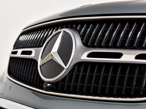 2025 Mercedes-Benz GLC 350e Base 4MATIC