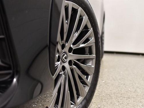 2023 Lexus RZ 450e