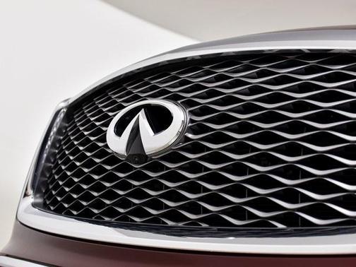 2021 INFINITI QX80 SENSORY