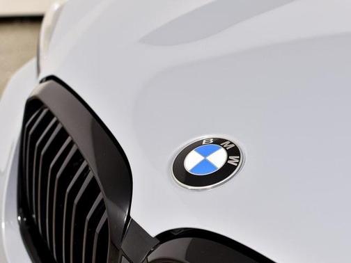 2023 BMW X3 M40i