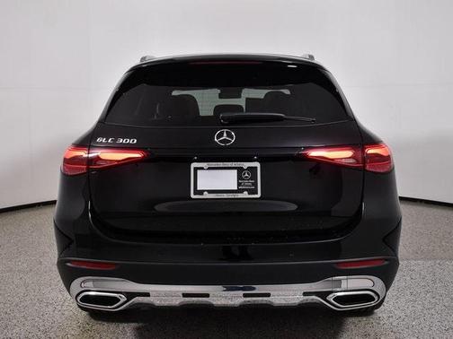 2025 Mercedes-Benz GLC 300 Base
