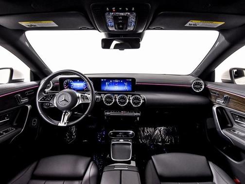 2025 Mercedes-Benz CLA 250 