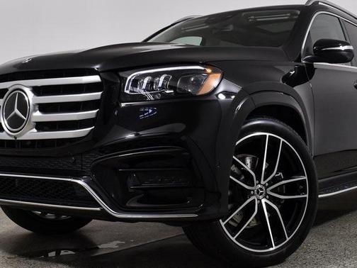 2025 Mercedes-Benz GLS 580 Base 4MATIC