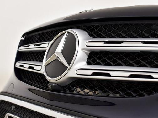 2022 Mercedes-Benz GLC 300 Base