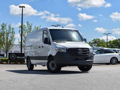 2025 Mercedes-Benz Sprinter 2500 Standard Roof