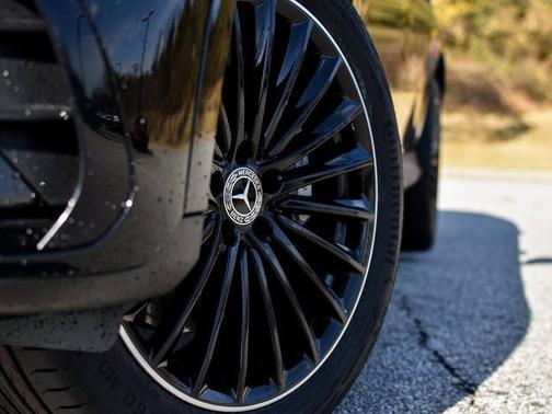 2023 Mercedes-Benz GLC 300 Base