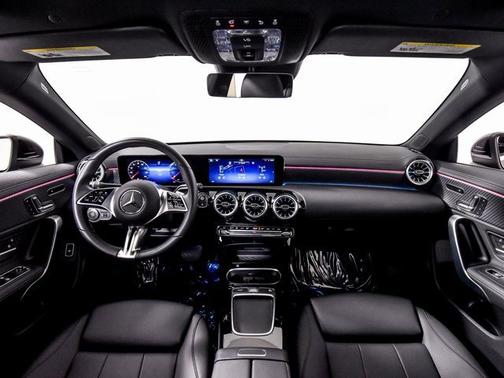 2025 Mercedes-Benz CLA 250 