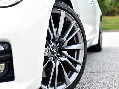 Majestic White 2017 INFINITI Q50 Red Sport 400