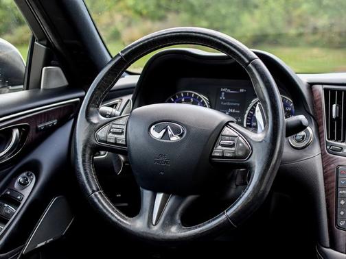 Majestic White 2017 INFINITI Q50 Red Sport 400