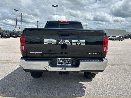 Diamond Black 2025 RAM 2500 Big Horn